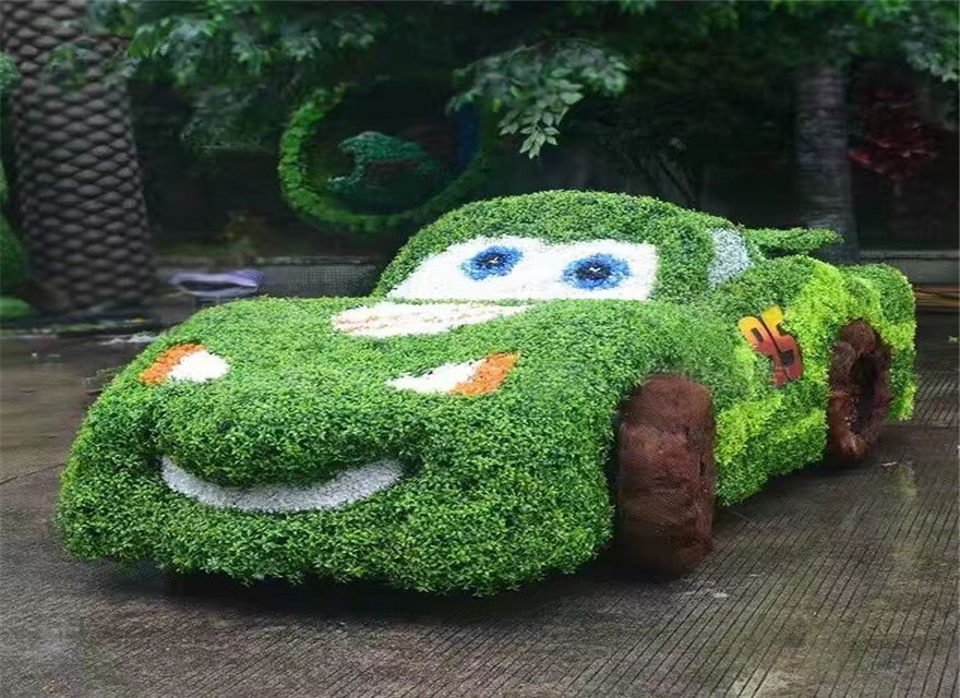 汽车主题绿雕造型